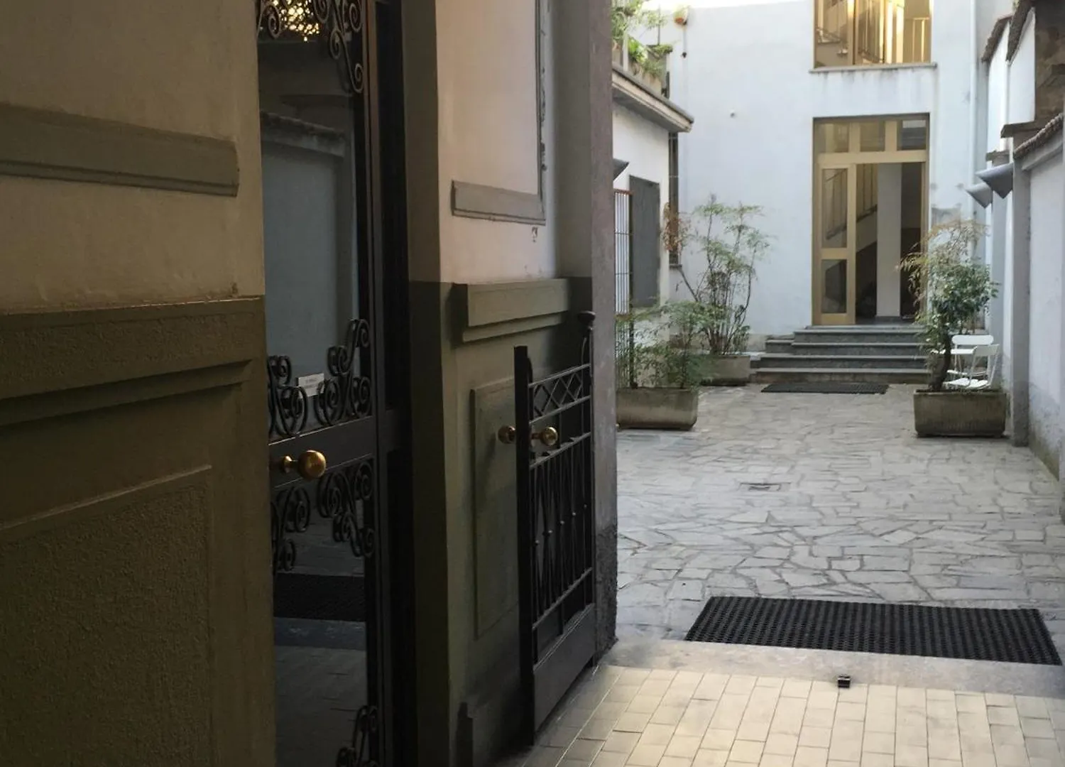 Milanofiere Flat Apartment